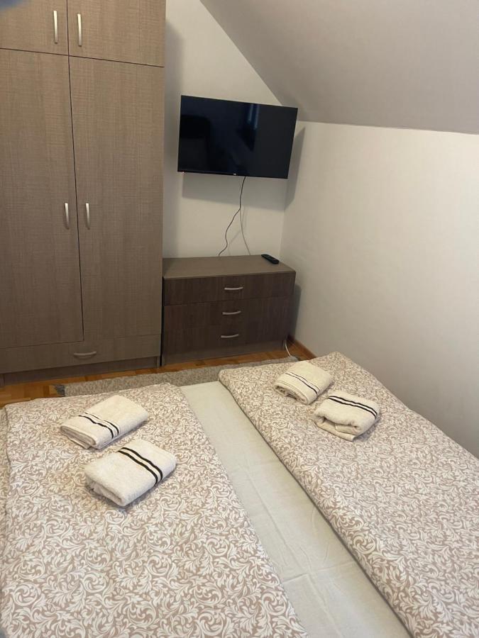 Zlatiborski Konaci, K15-8 * Zlatibor